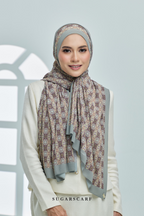 YES DEFECT ( Full Wide Pleats Shawl ) Girl Boss ( Commitment )