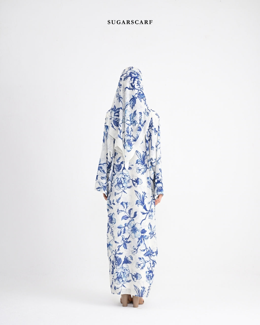 She is In Bloom Abaya Outer in Roxanne