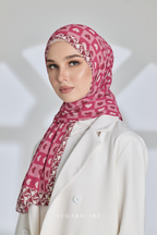 ( Full Wide Pleats Shawl ) Kindness ( KISSES)