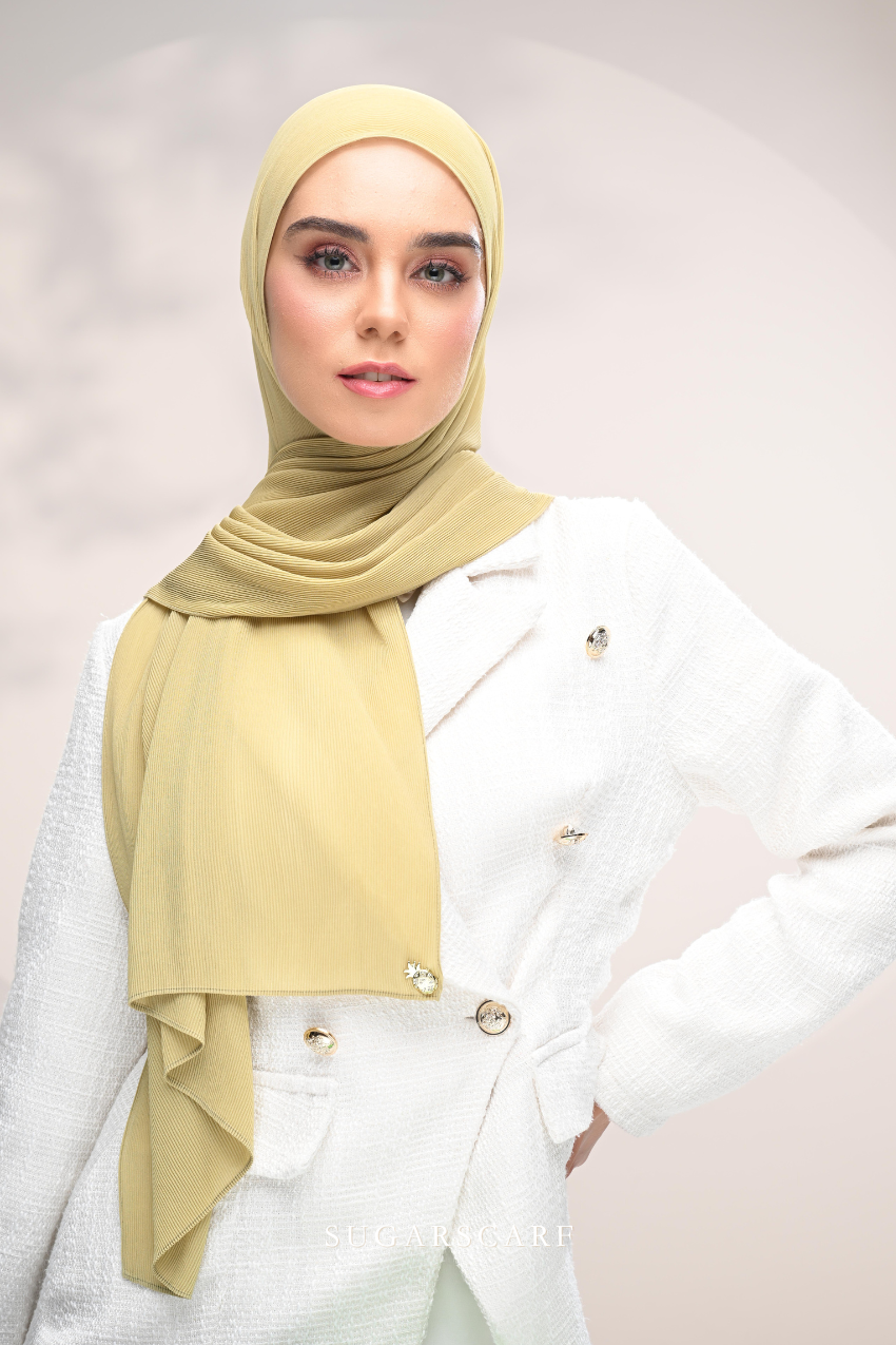 (SAMPLE) ( Full Wide Pleats Shawl ) Elegant Folds Everyday Ironless Pleats Shawl ( Serai )