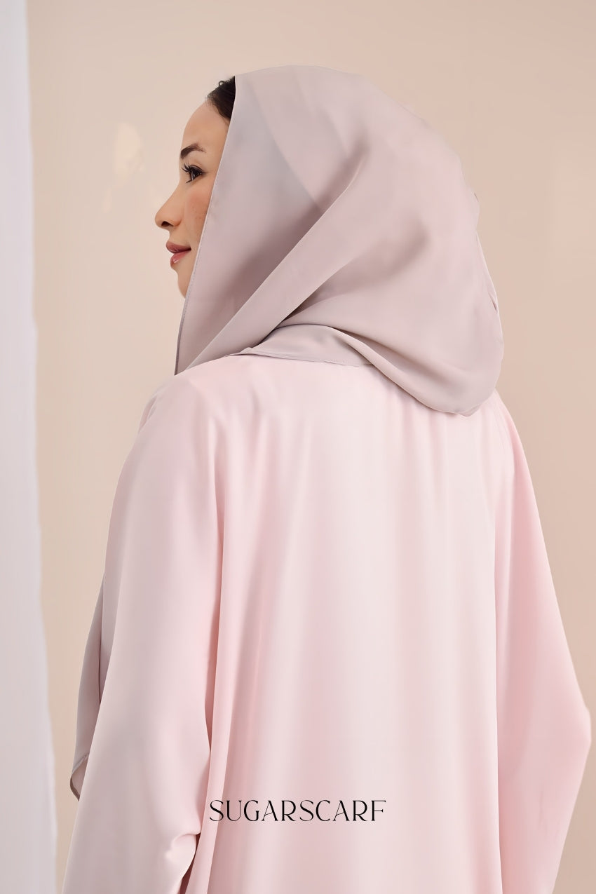 Noir Éclat Kate e The Scarfé Hood /Shawl 100%Silk in Sandstone