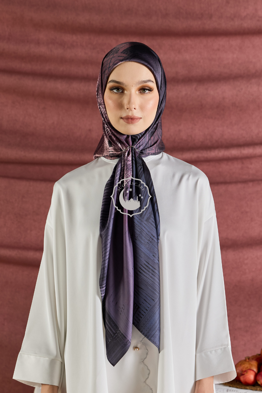 YES DEFECT (Square ) Celeste In Mixed Silk Matte Satin (Starlight)