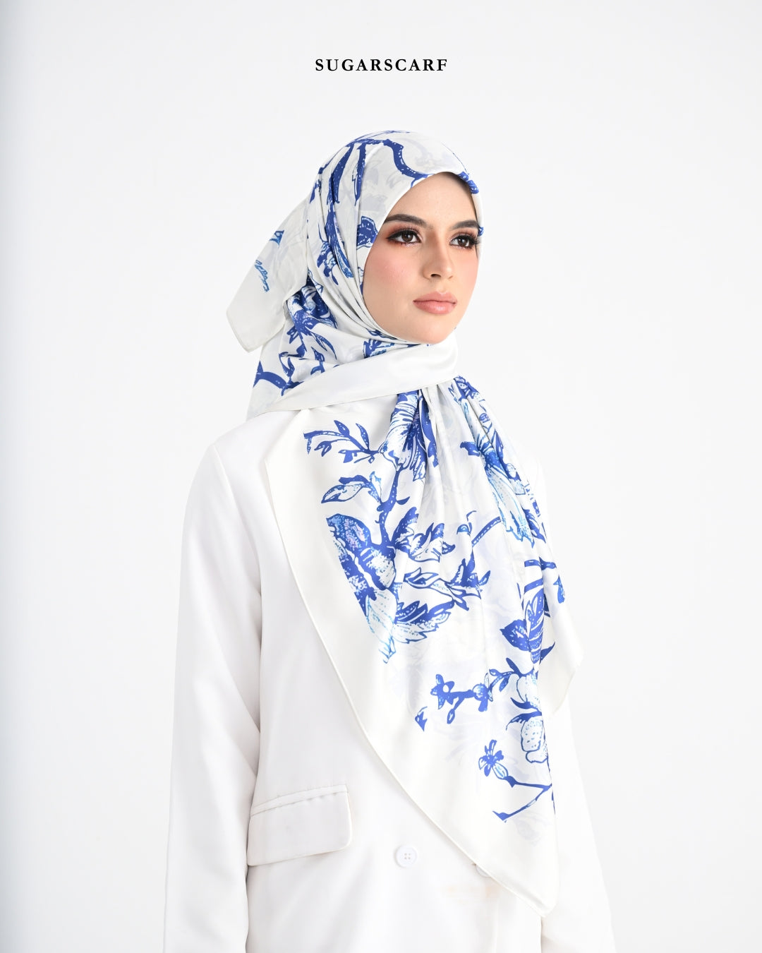 YES DEFECT Matte Satin Silk Sq (She is in The Bloom) in Roxanne