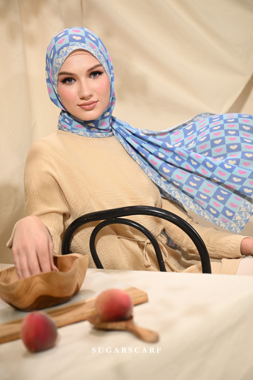 ( Full Wide Pleats Shawl ) Kindness ( PEACE )