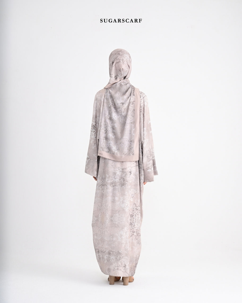 She is In Bloom Abaya Outer in Rania