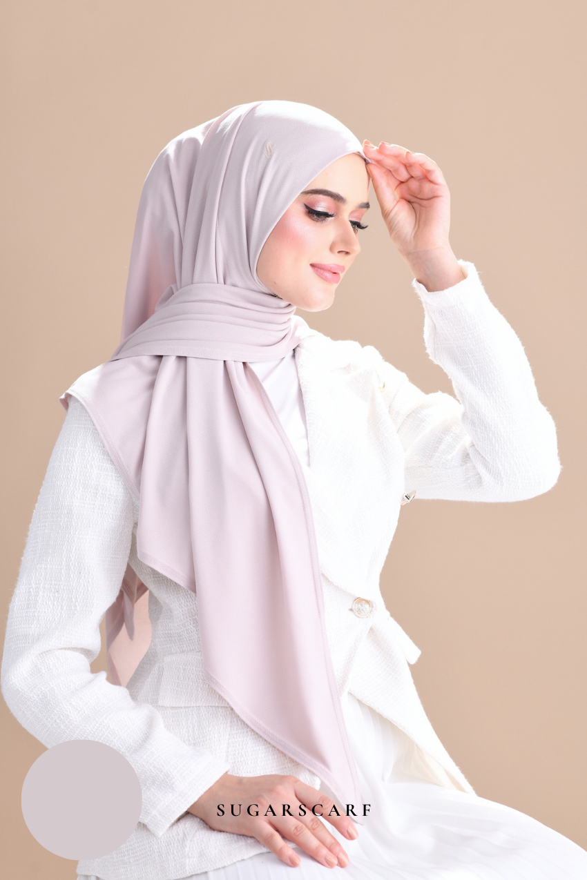 YES DEFECT - Claudia Triangle Style (Semi Instant Hijab) (Ash)