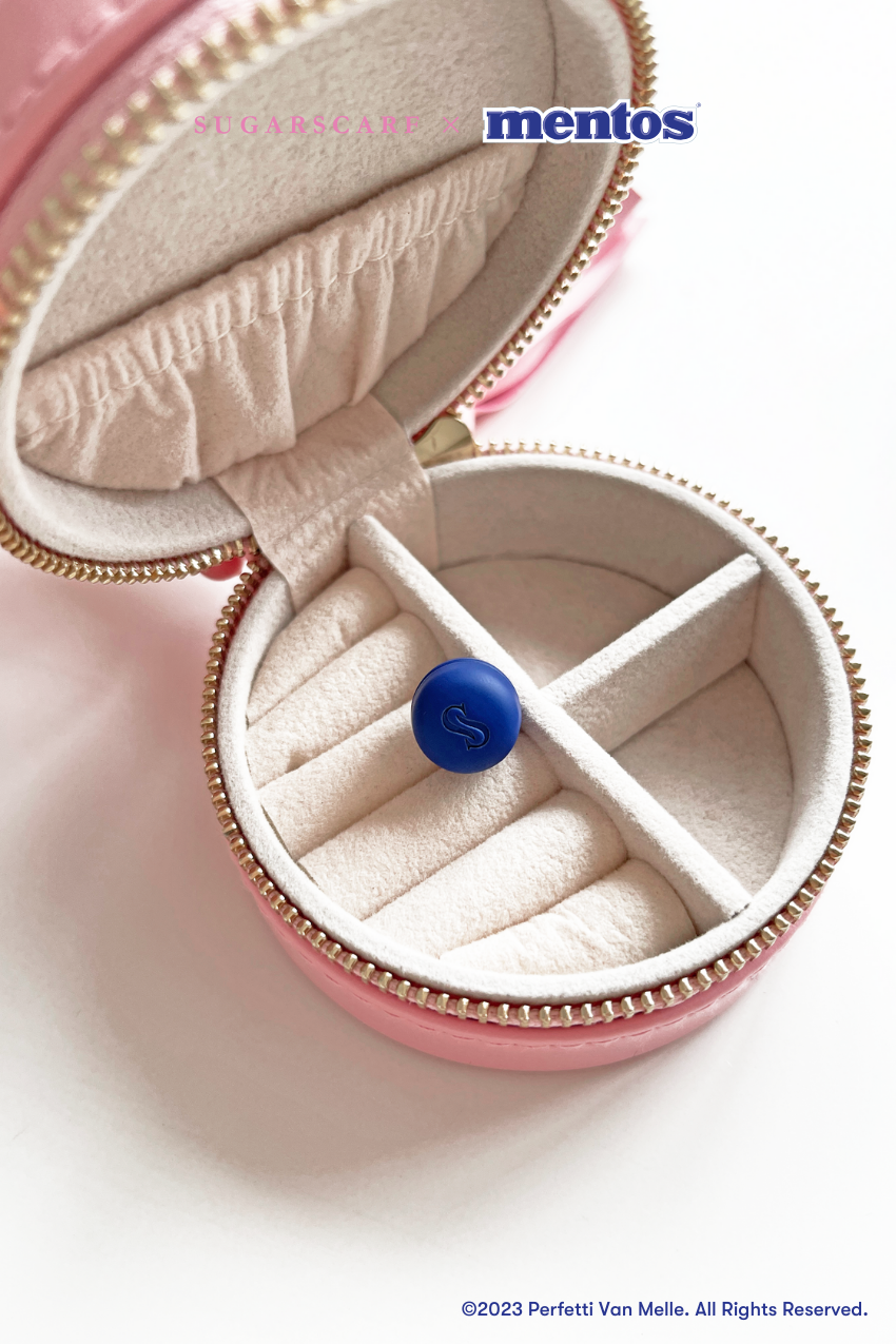 Sugarscarf x Mentos Magnet Brooch Candy Set ( 2 pairs in one set)