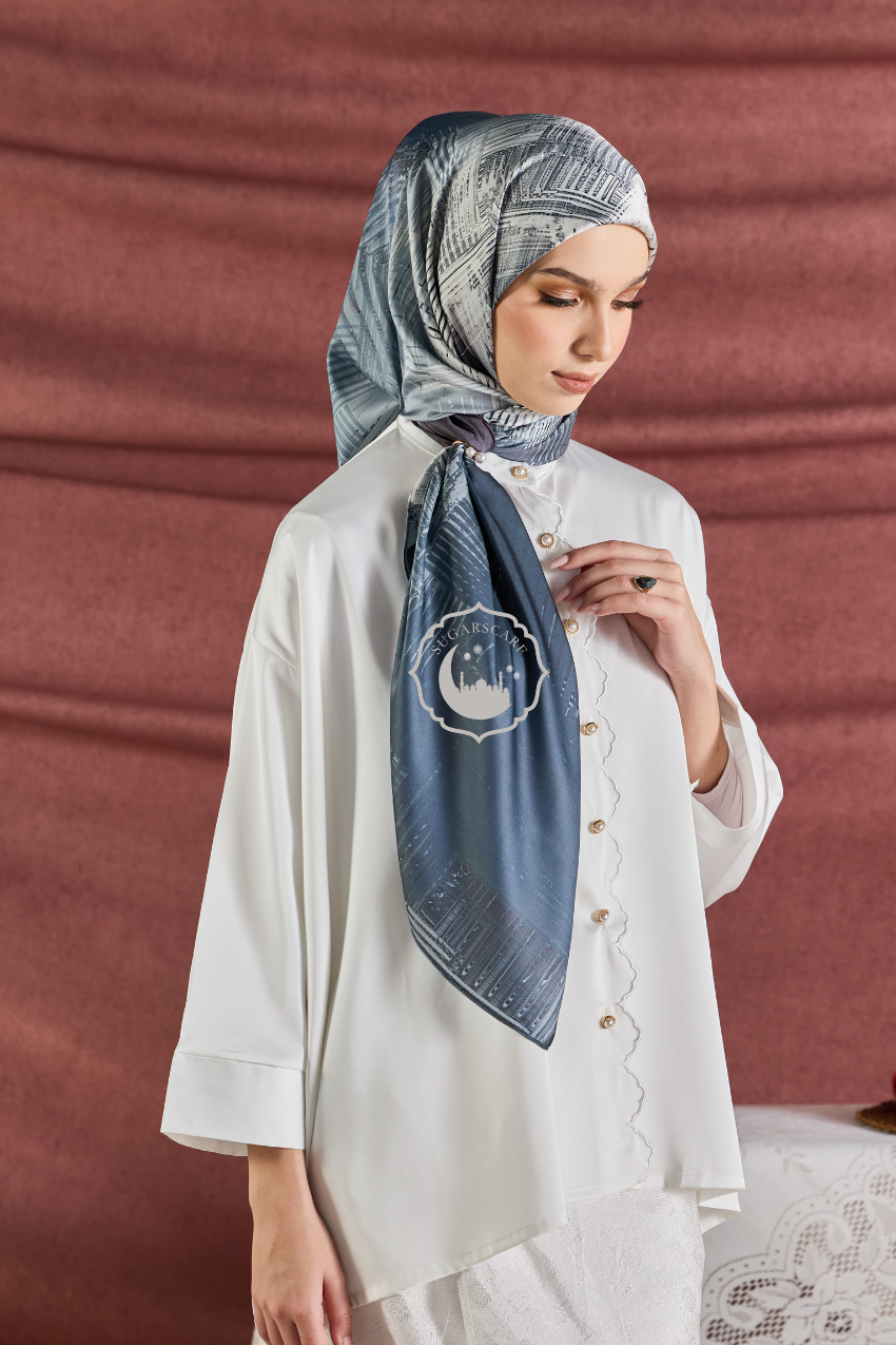 YES DEFECT ( Square ) Celeste In Mixed Silk Matte Satin ( Effortless )