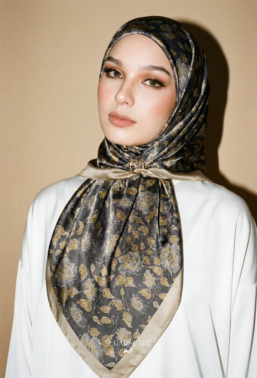 Eid Maison 2026 Scarves Mixed Satin Square in BloomEira