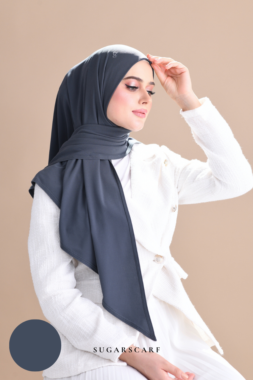Claudia Triangle Style (Semi Instant Hijab) (Midnight)