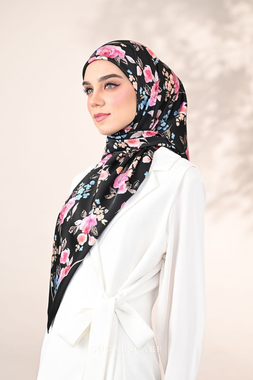 YES DEFECT - ( Square ) Dear Rose Mixed Satin Silk Square ( Serenade )