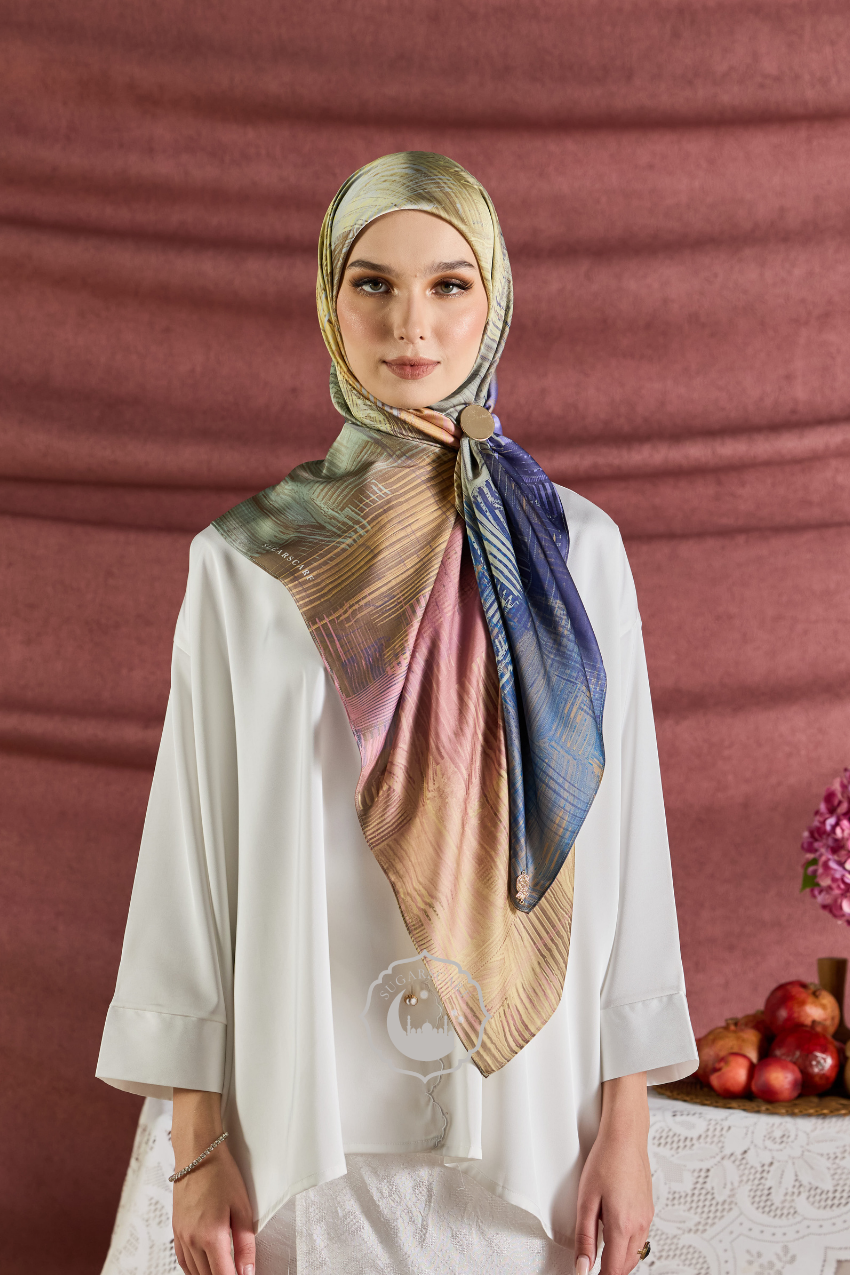 (Square ) Celeste In Mixed Silk Matte Satin (Serinity)