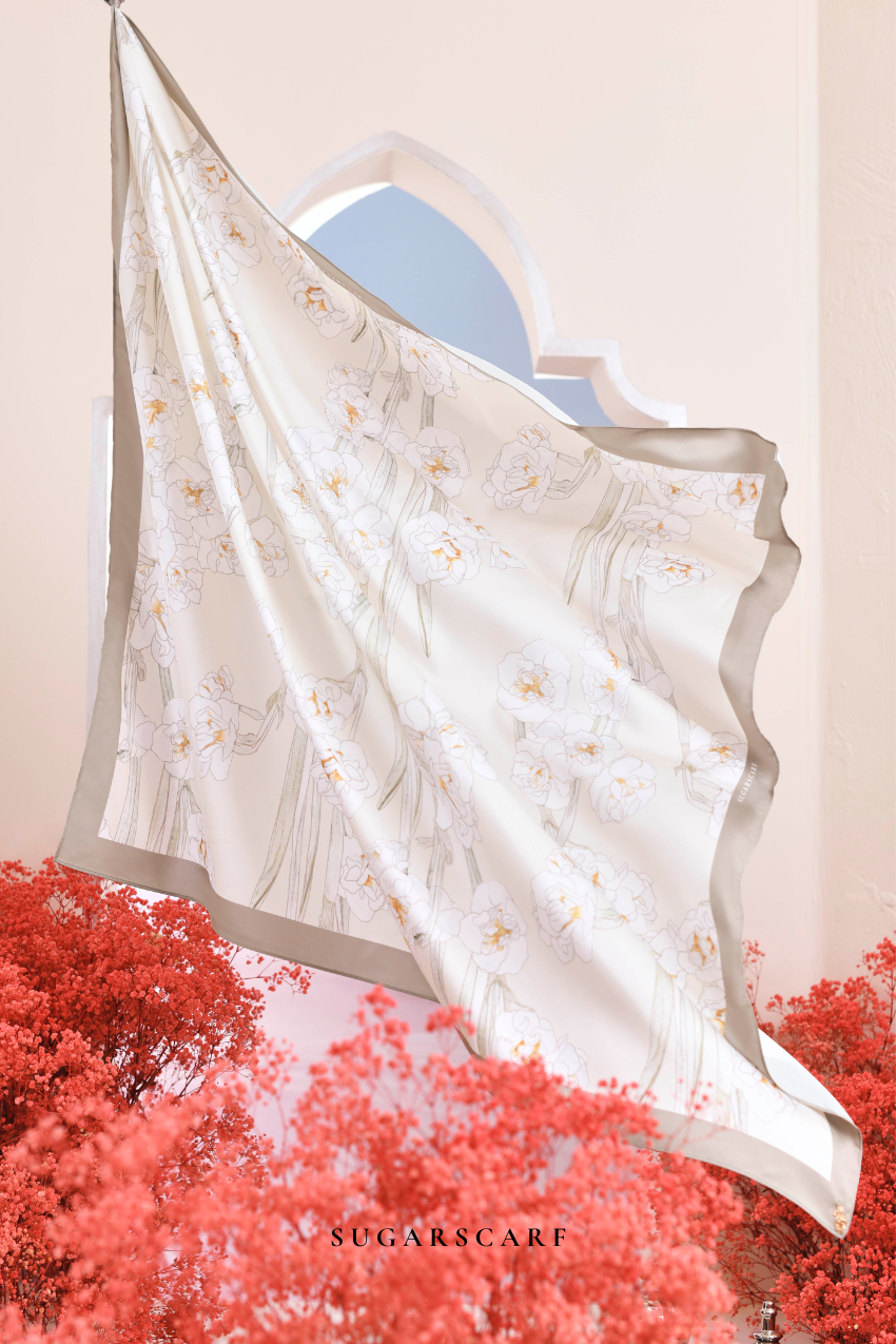 YES ( AS-IS ) Garden of Hurrem Bloom Mixed Silk Satin Square in YASMEEN