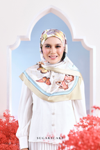 YES DEFECT - Garden of Hurrem Bloom Mixed Silk Satin Square in BELKIS