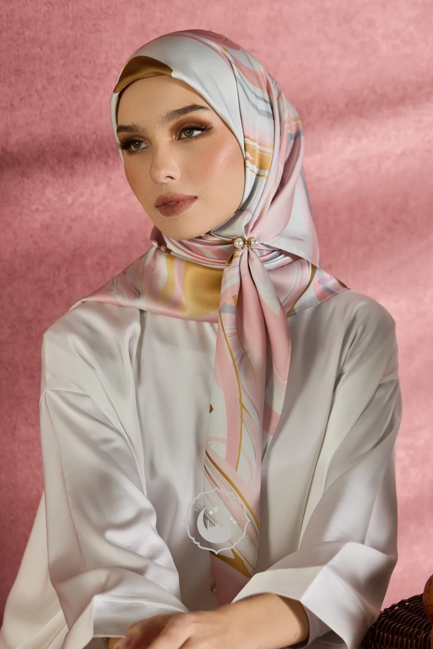 YES DEFECT - (Square) Celeste In Mixed Silk Matte Satin (Noour)