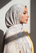Fall In Love Wide Ultra Fine Pleated Shawl Ironless · in Michiko