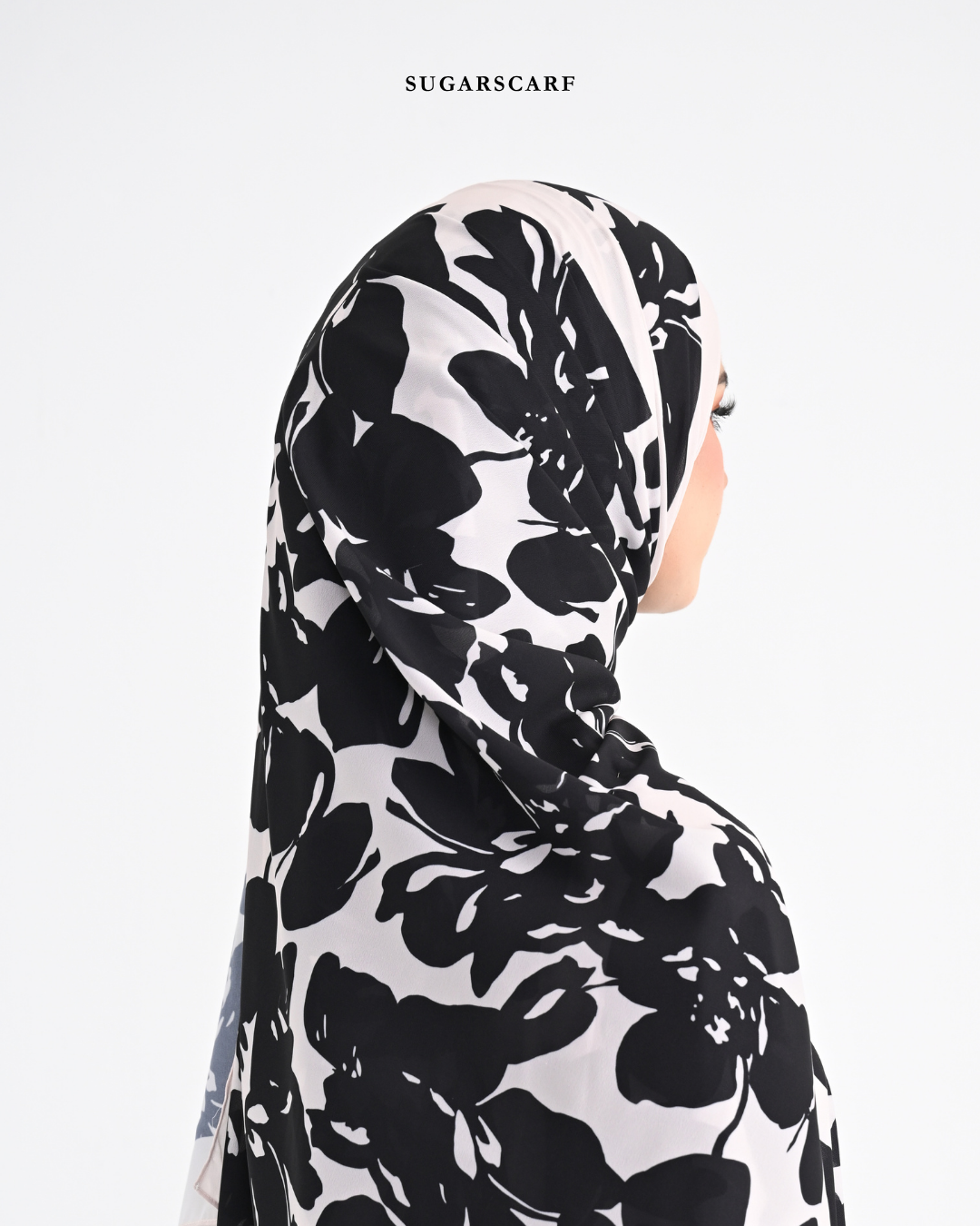 Korean Chiffon Long Shawl (She is in the Bloom) in Kelly