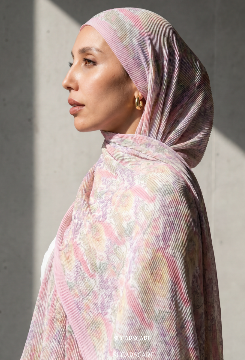 Fall In Love Wide Ultra Fine Pleated Shawl Ironless · in Bianca