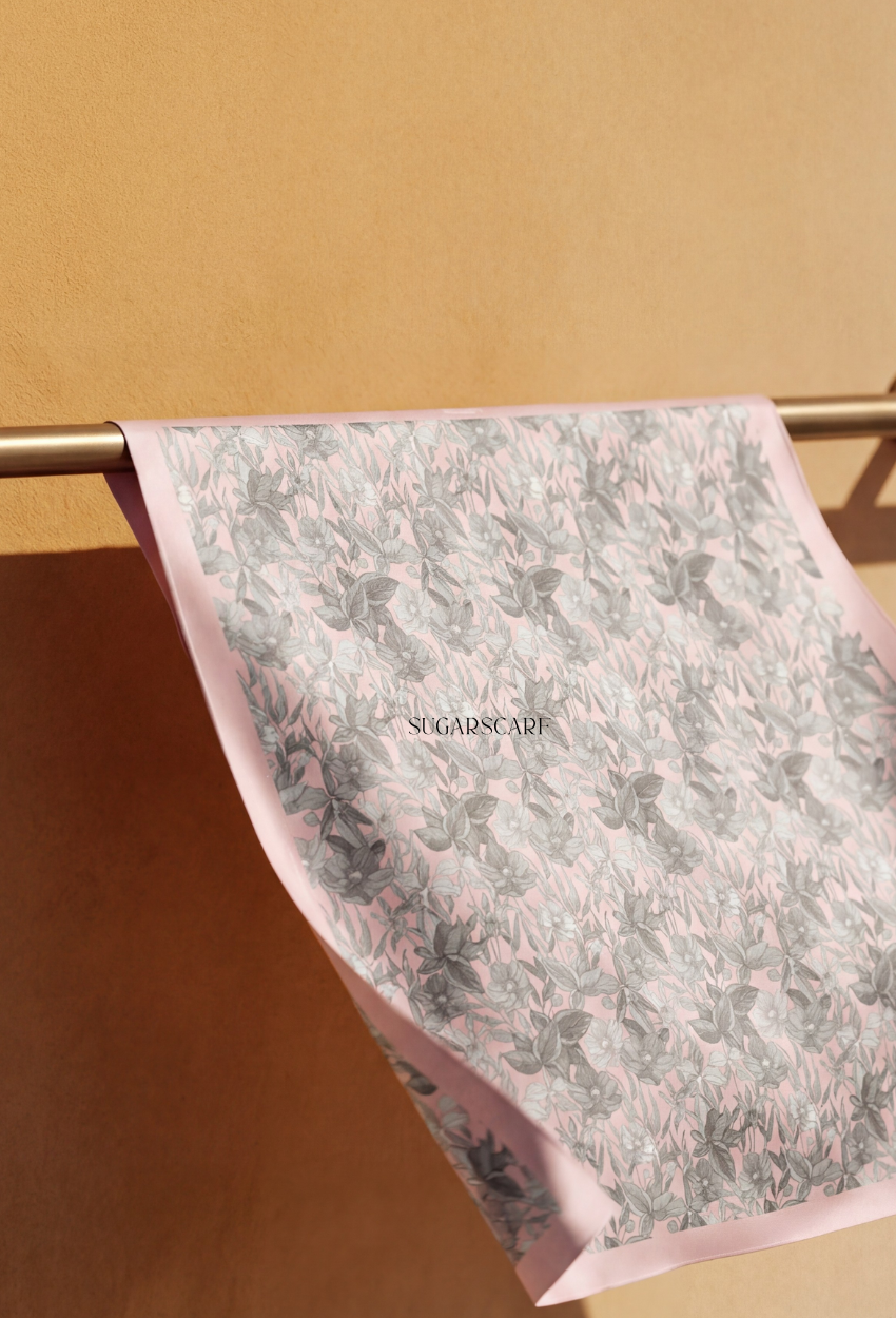 Blooming Mixed Satin Square in Bloom Deana