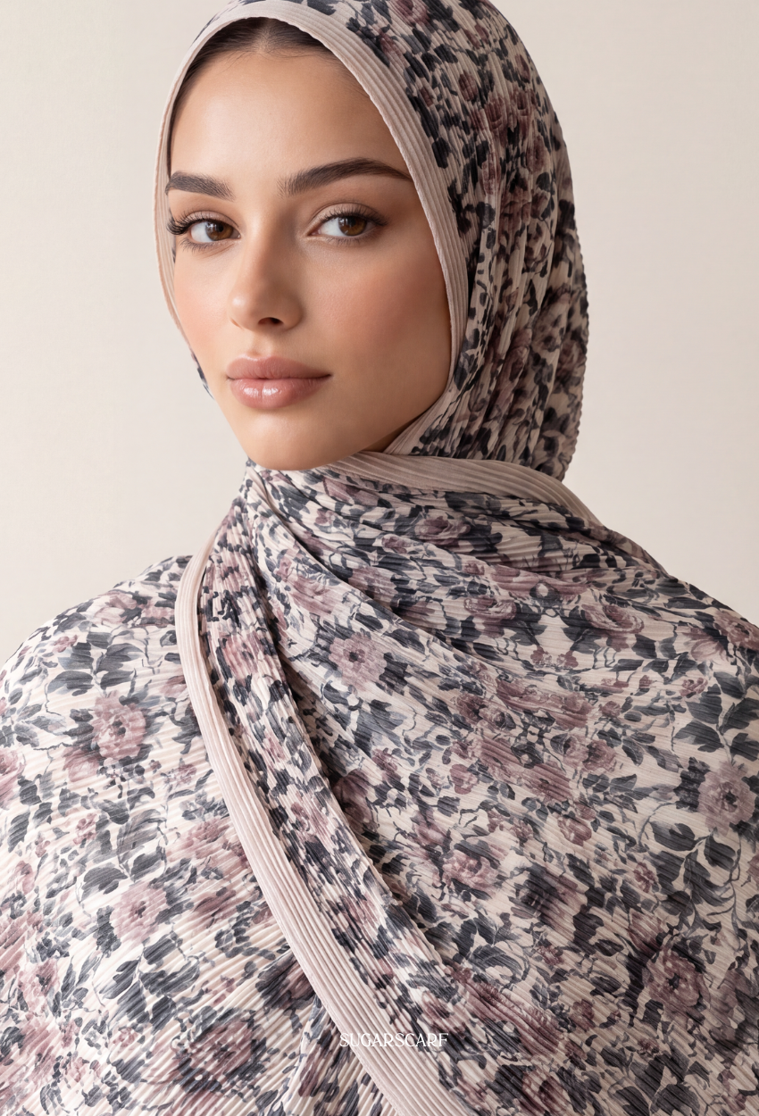 Fall In Love Wide Ultra Fine Pleated Shawl Ironless · in Lotie