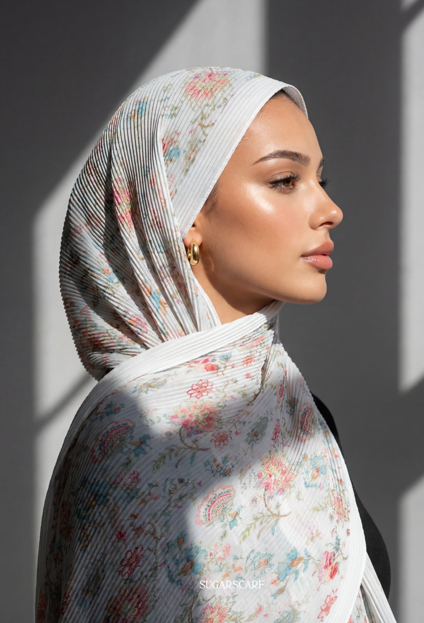Fall In Love Wide Ultra Fine Pleated Shawl Ironless · in Elise