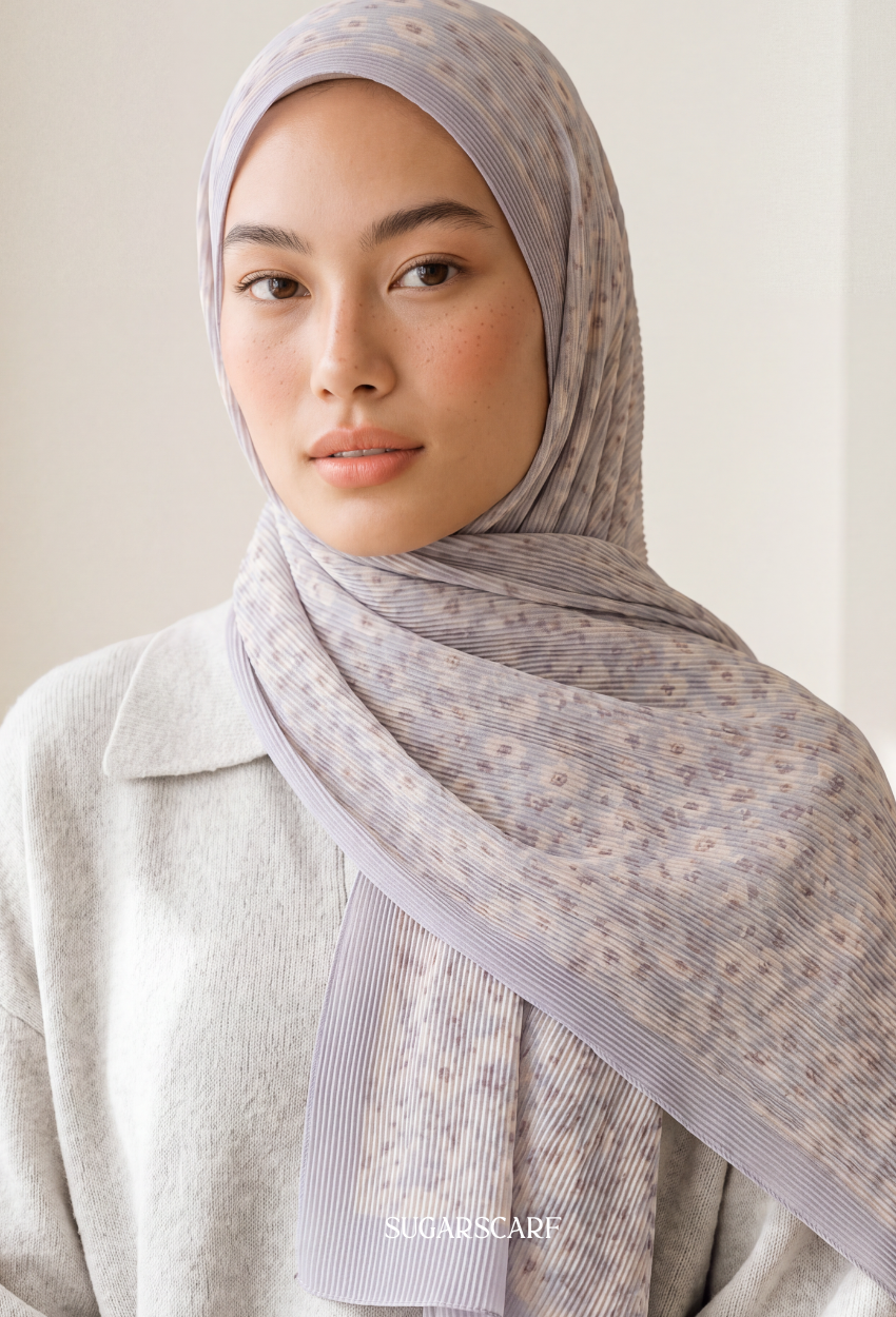 Fall In Love Wide Ultra Fine Pleated Shawl Ironless · in Daisy