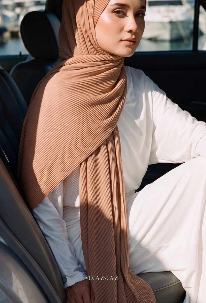 ( Full Wide Pleats Shawl ) Elegant Folds Everyday - (MilkTea-BrownLightBeige)