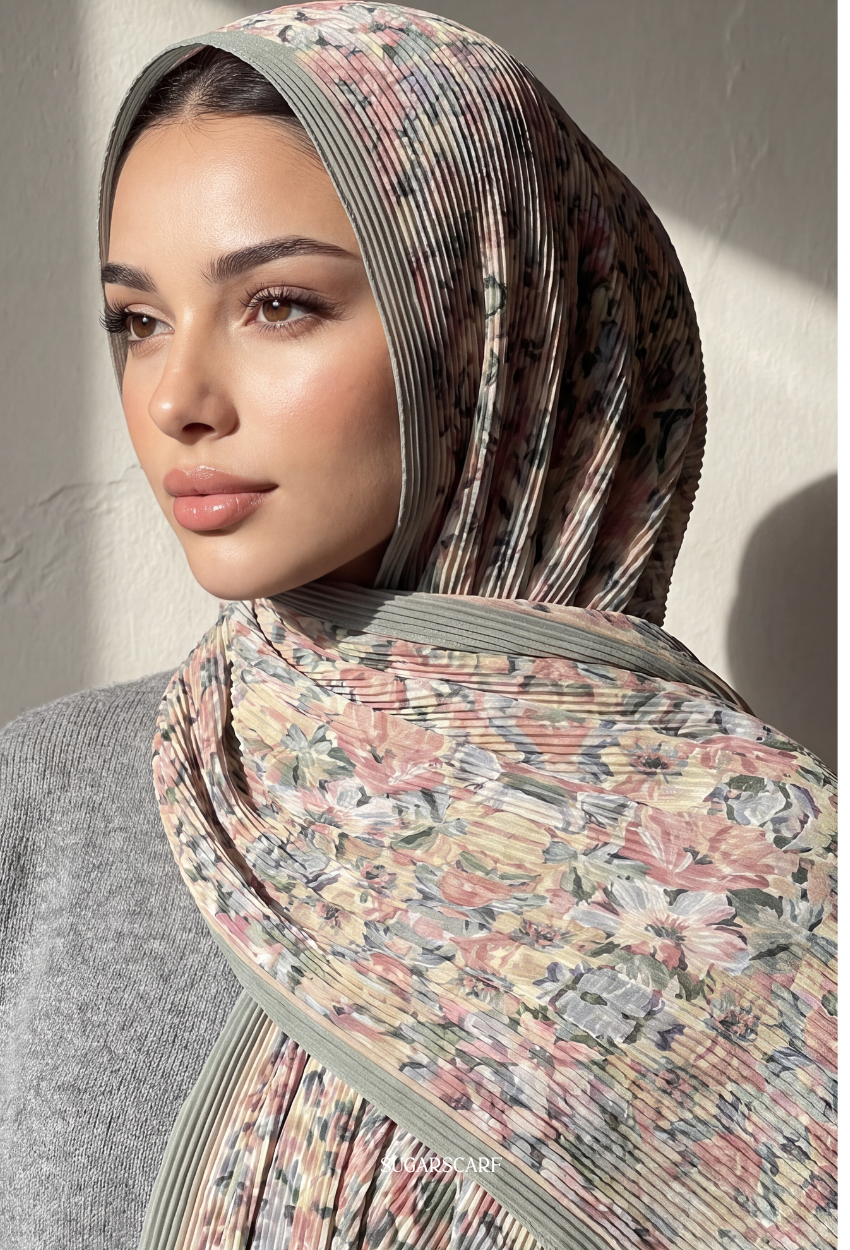 Fall In Love Wide Ultra Fine Pleated Shawl Ironless · in Yumi