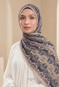 Fall In Love Wide Ultra Fine Pleated Shawl Ironless · in Wulan