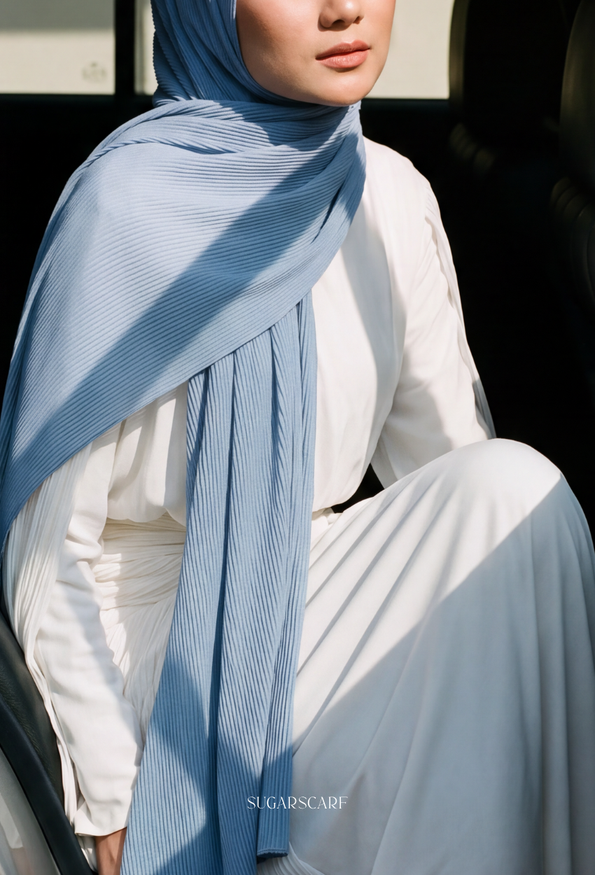 ( Full Wide Pleats Shawl ) Elegant Folds Everyday - (PowderBlue-LightBlue)