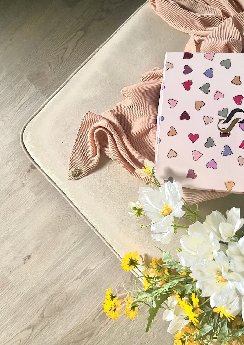 Breeze Plain Wide Full Pleats Shawl In Ash Purple