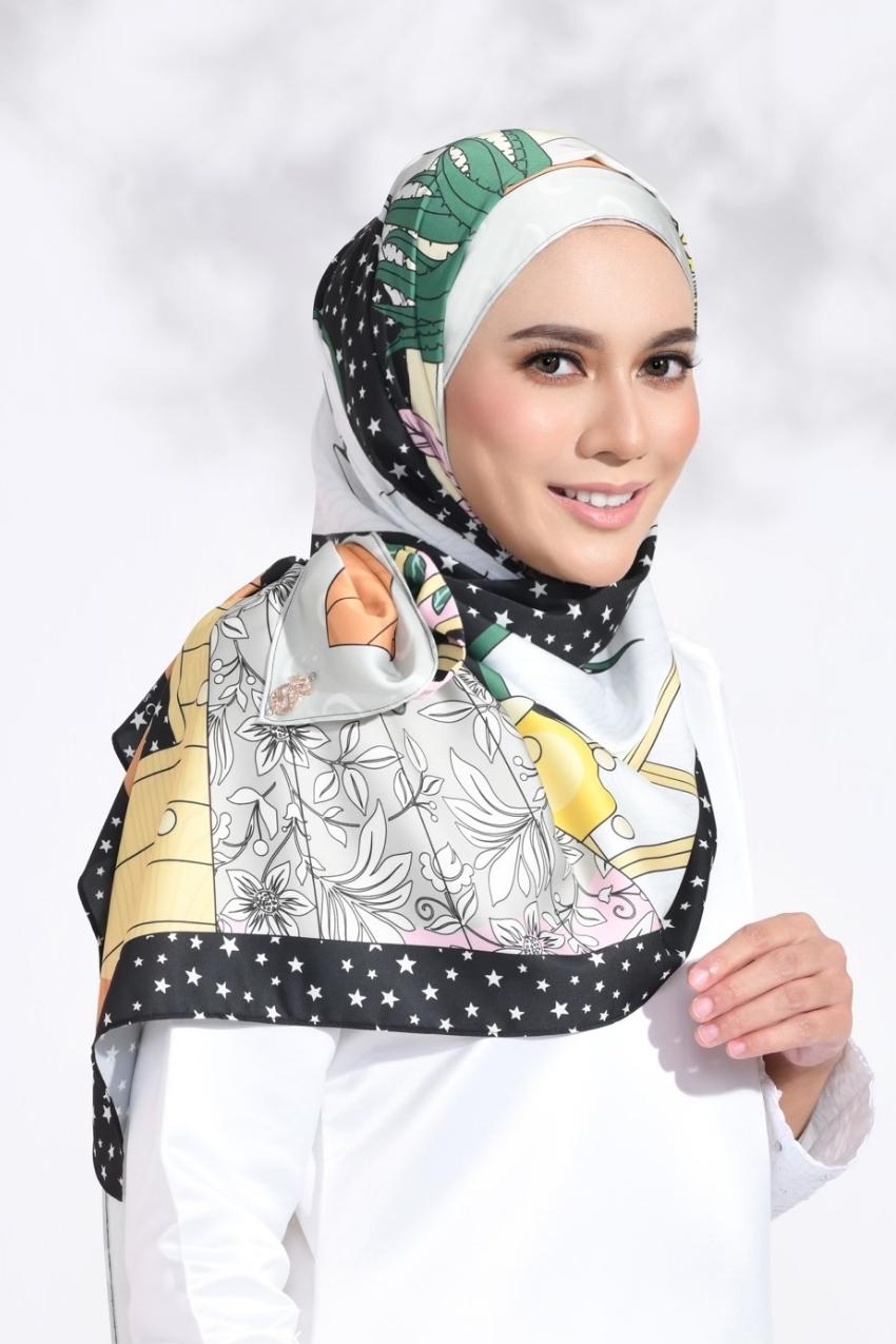 YES DEFECT - (Long Shawl) RUMA Shawl Mixed Satin Silk  ( Emerald )