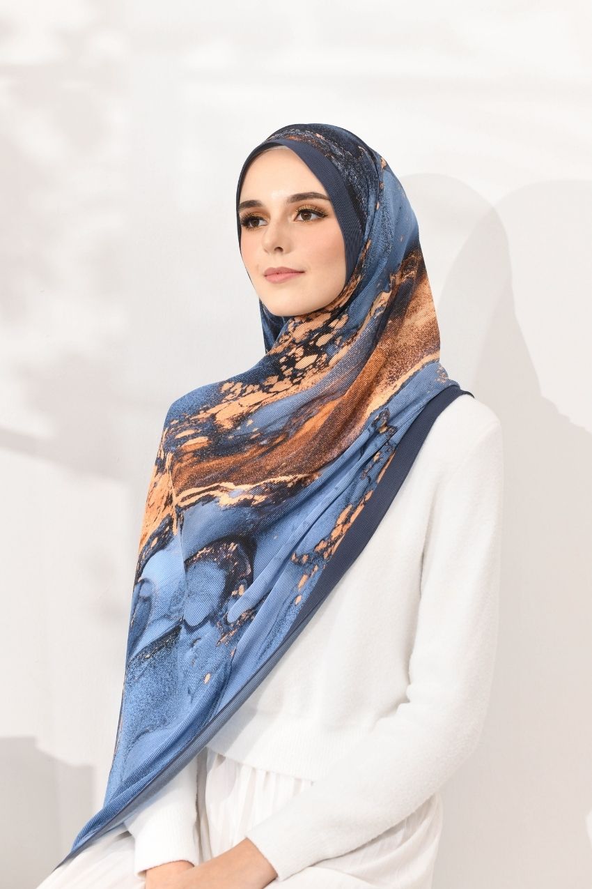 SAMPLE Dolce Wide Pleats In Ocean Dream