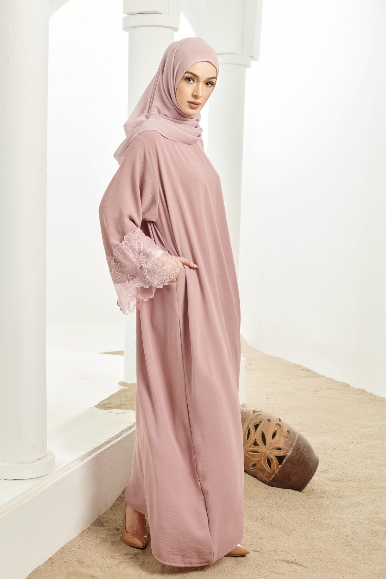 Layla Abaya [ Dusty Pink ]