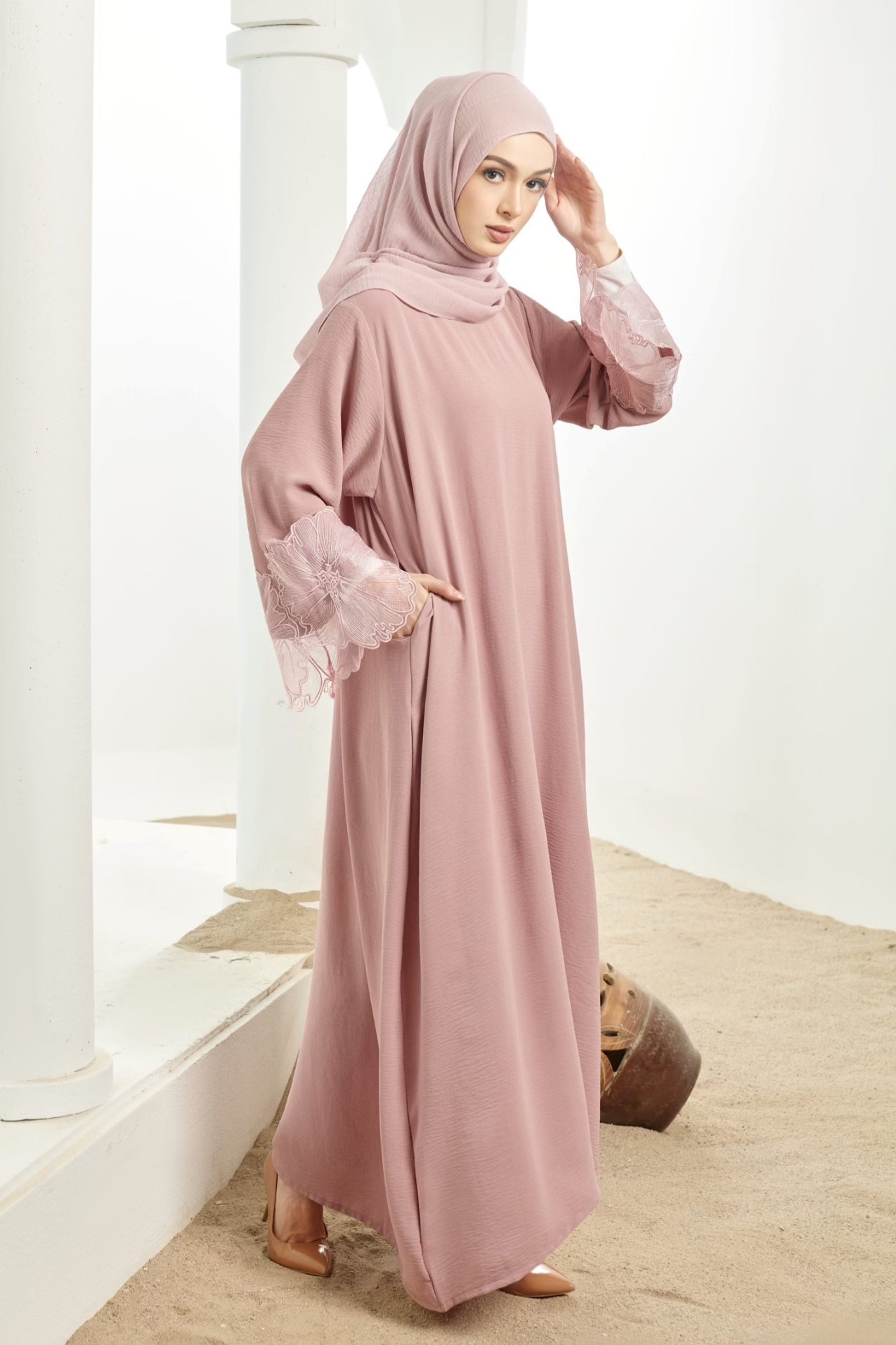 Layla Abaya [ Dusty Pink ]