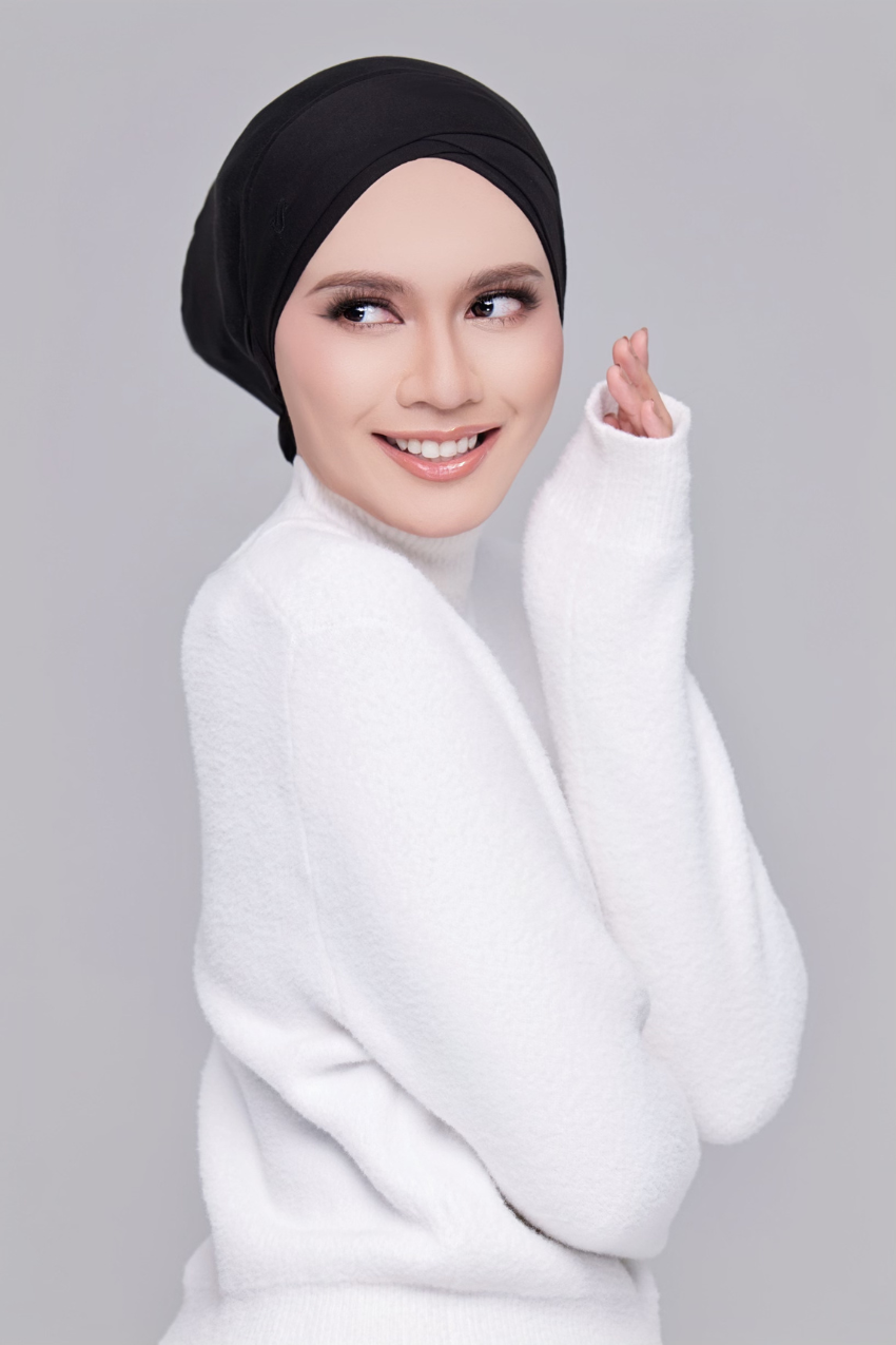 ( Signature Criss Cross) BambooViscose Ultimate Comfort Underscarf Inner In (Black)