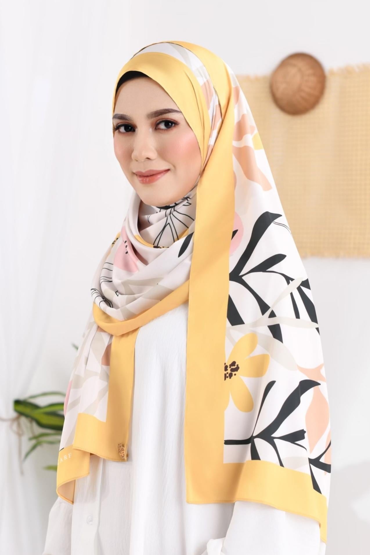 YES ( Long Scarf ) Abstract x Bloom Mixed Satin Silk ( Park Boulevard )