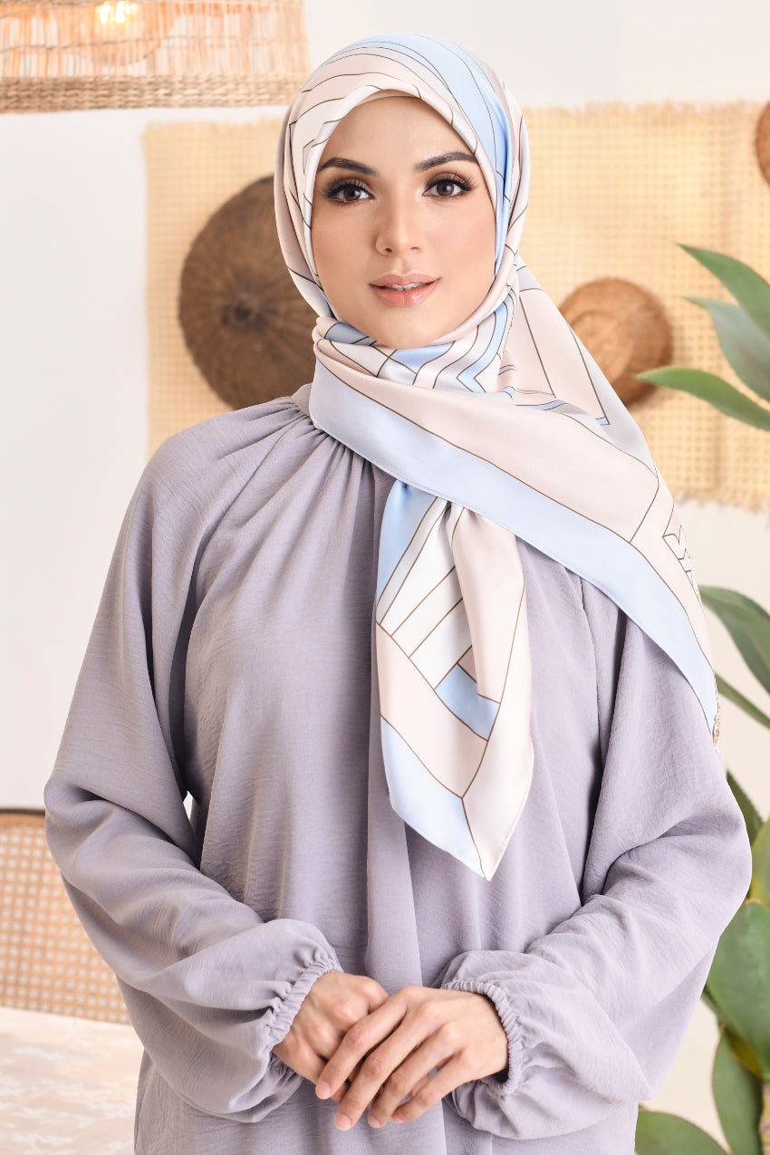 YES LIMITED EDITION ( Square ) RONA Mixed Satin Silk Scarf (Kak Cik)