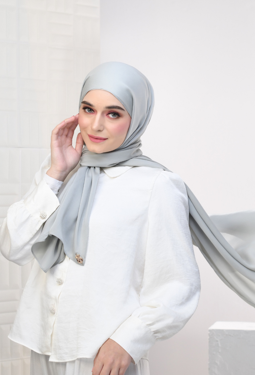 YES DEFECT - YOUR NEW MATE Smooth Satin Silk - Cloud