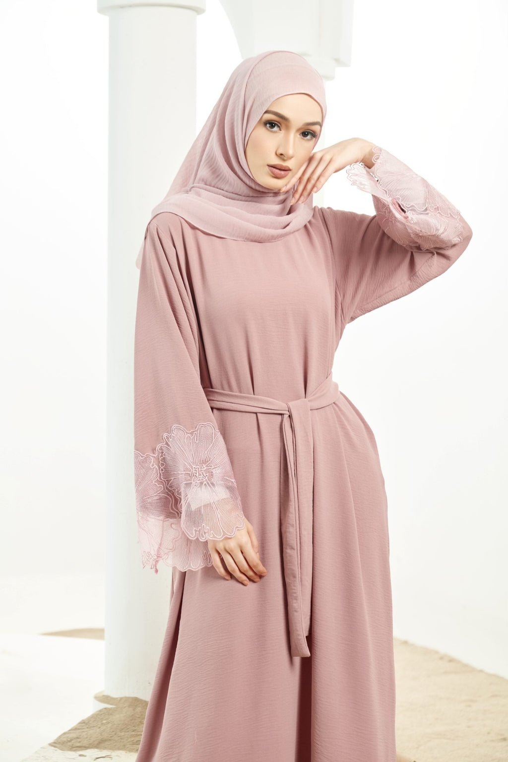 Layla Abaya [ Dusty Pink ]