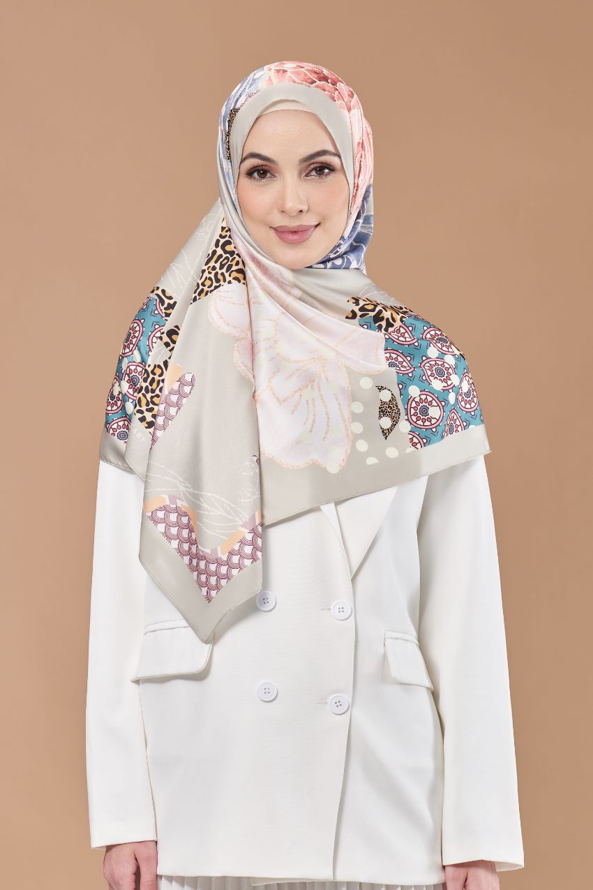 YES ( Shawl ) Andalusia Flower Mixed Satin Silk ( LABYRINTH)