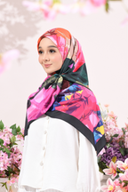 YES ( Square ) Soulful Bloom Mixed Silk Satin Scarf ( Zara )