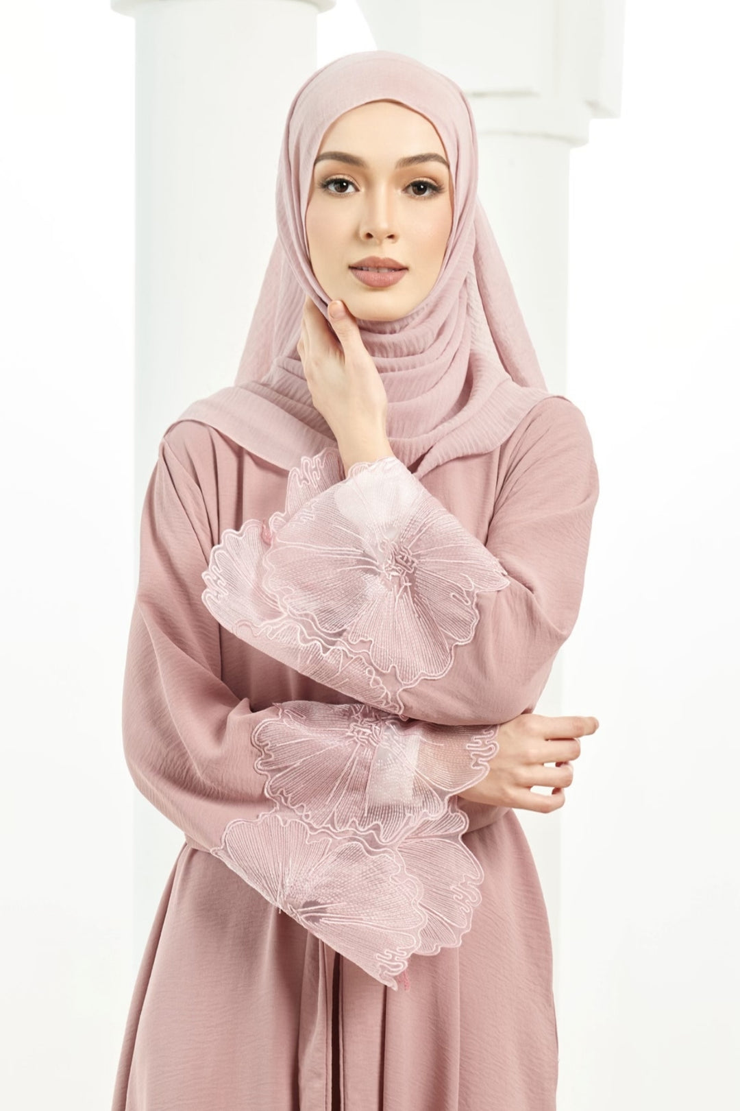Layla Abaya [ Dusty Pink ]