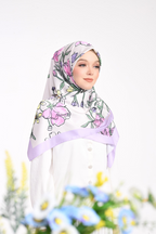 YES DEFECT - ( Square ) Bloom Flair Soft Silk Matte Satin (FIRST LOVE)