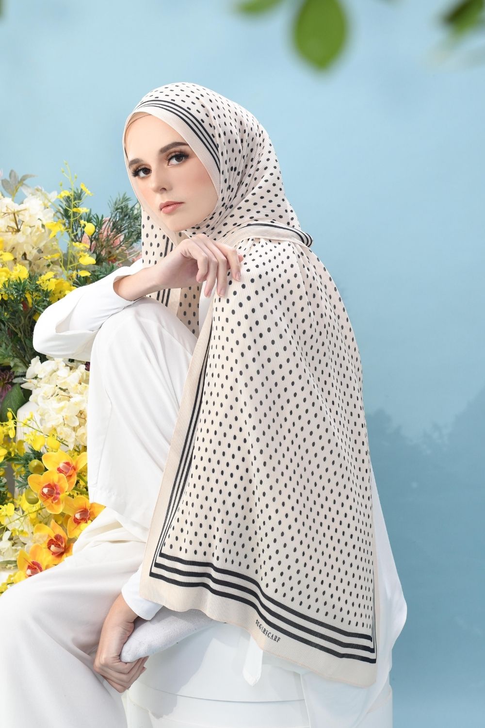 (SAMPLE) Classy Pleated Scarf in Kelly Taylor