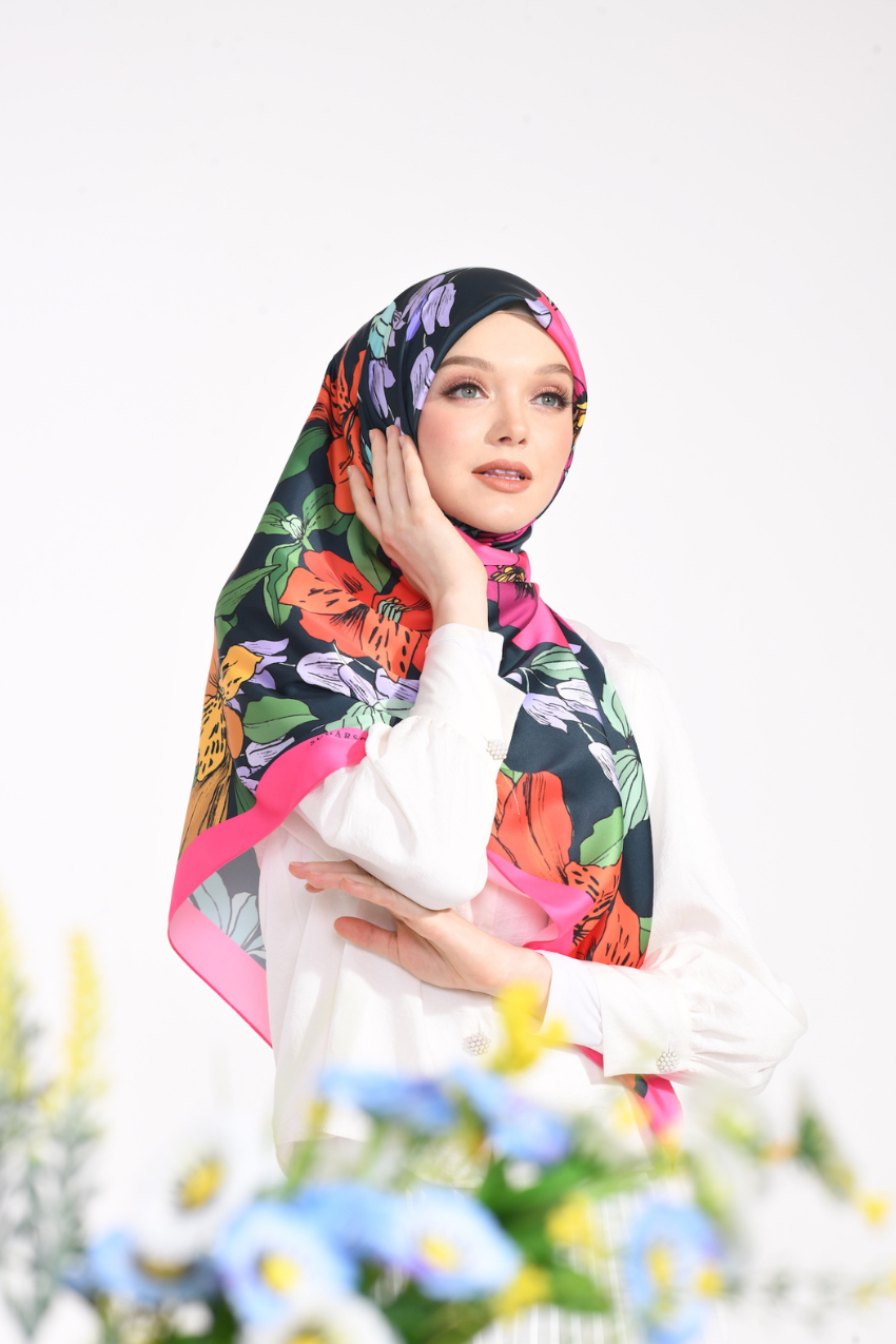 YES ( Square ) Bloom Flair Soft Silk Matte Satin (BOMBSHELL)