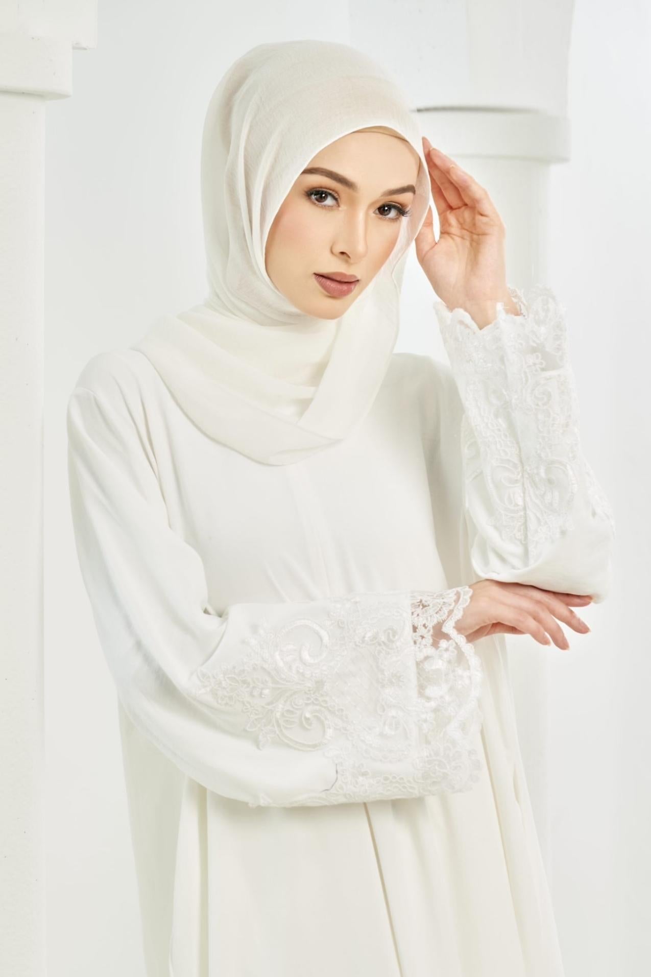 Layla Abaya [ Off White ]