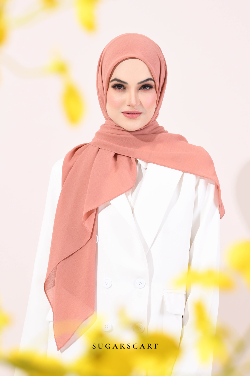 YES DEFECT -  Mindy Paris Chiffon Scarf in LOOKING GOOD