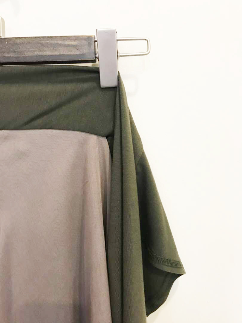 Sugarscarf Claudia Voile / Bawal Monogran Instant Tie Back Free Size ( Dark Khaki With Green Inner )