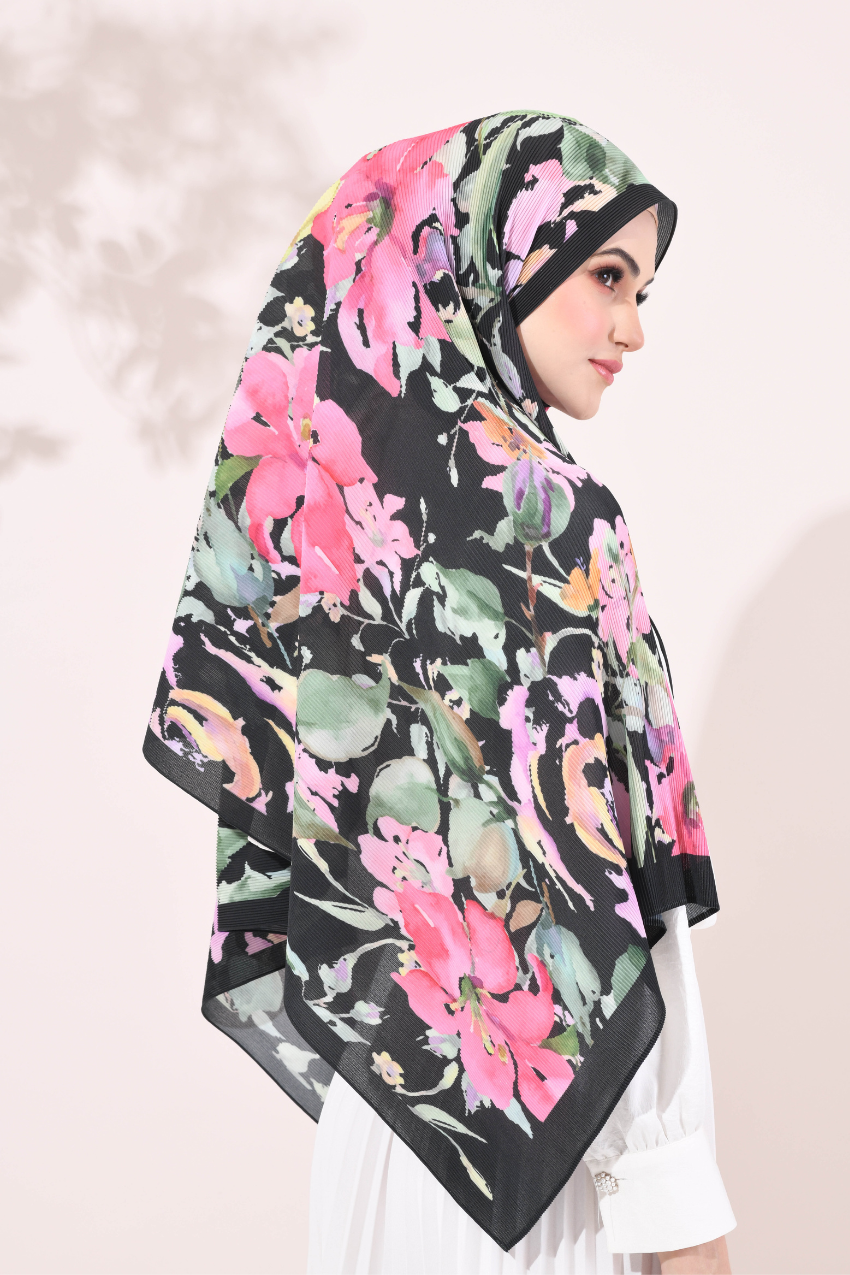 (SAMPLE) ( Full Wide Pleats Shawl ) Paint in Bloom ( GOSSIP )